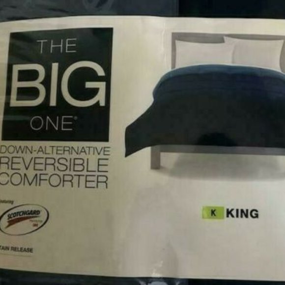 NIP BLUE DOWN ALTERNATIVE KING COMFORTER - Picture 1 of 9